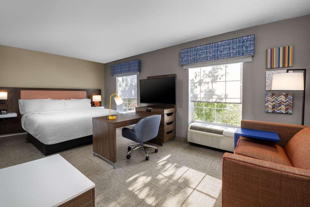 Hampton Inn & Suites State College At Williamsburg Square Zimmer foto